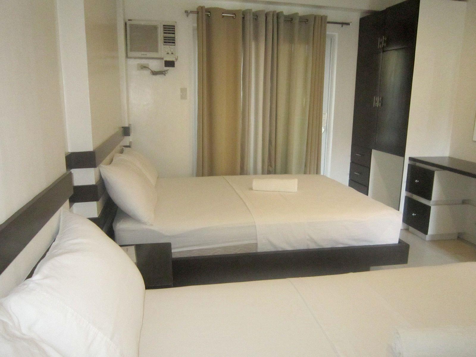 Lsm Square Residences Balabag  Exterior photo