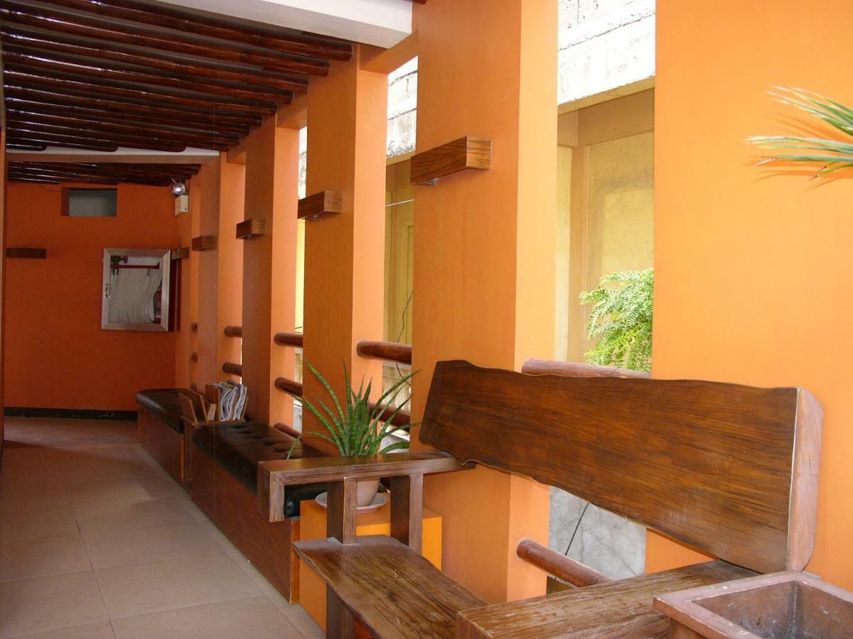Lsm Square Residences Balabag  Exterior photo
